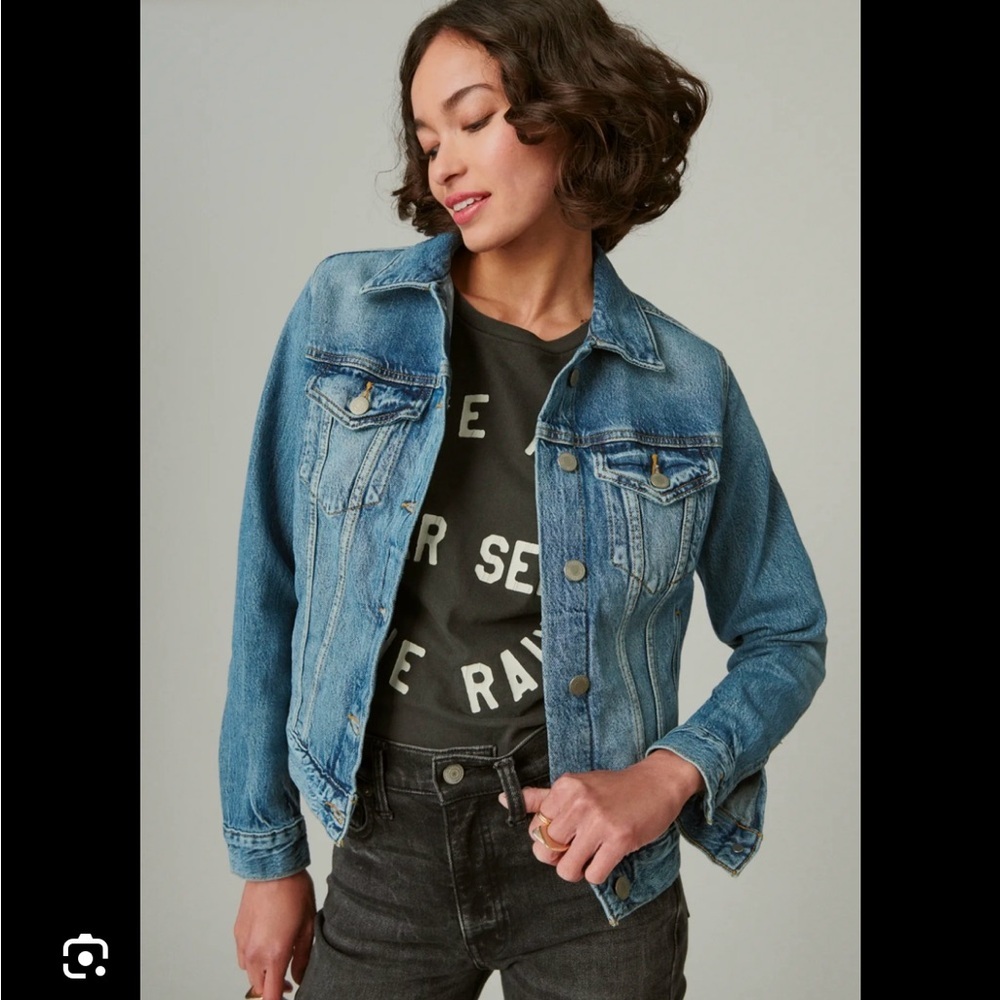 Lucky Brand Tomboy Trucker Light Blue Jean Jacket- Small